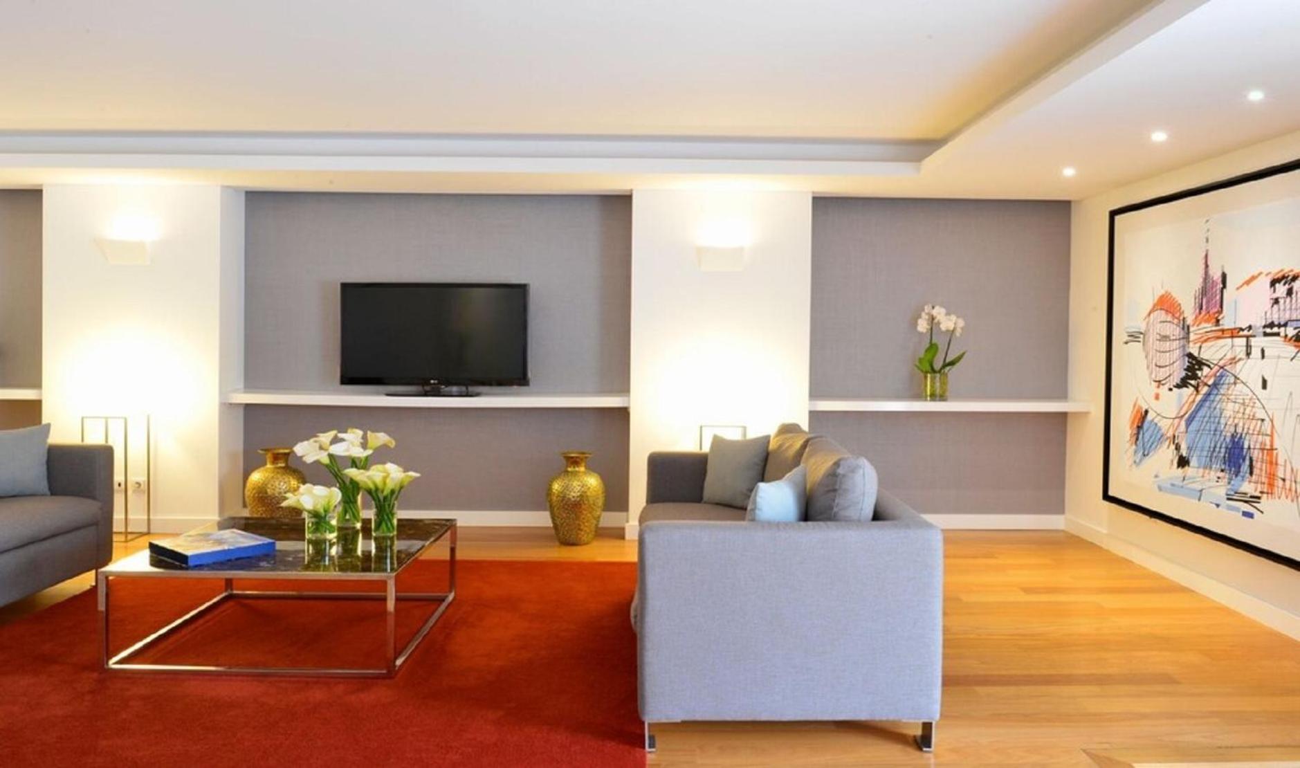 Pestana Cidadela Cascais - Pousada & Art District Exteriér fotografie A living room at the Mandarin Oriental, Munich