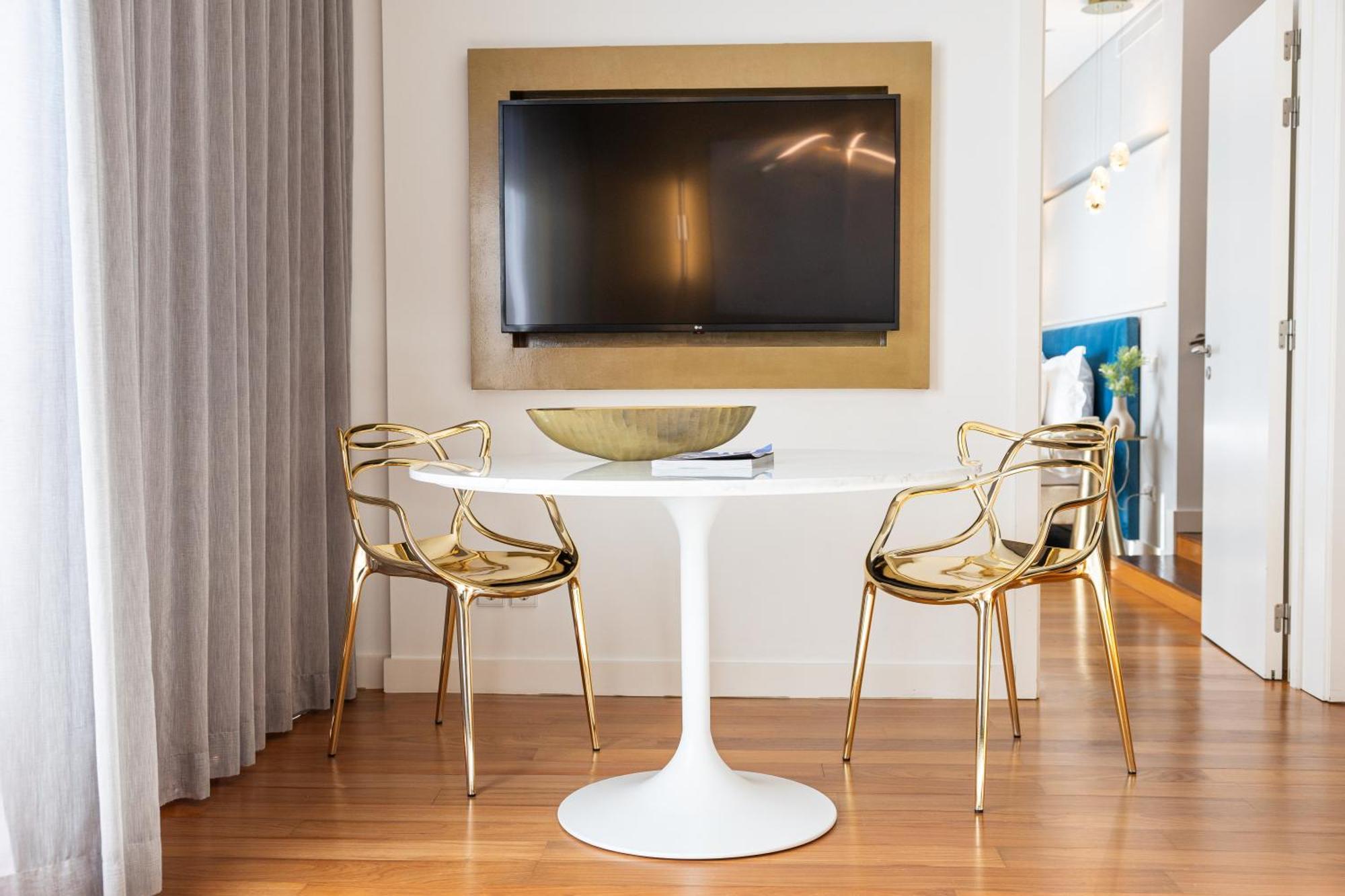 Pestana Cidadela Cascais - Pousada & Art District Exteriér fotografie A tulip table